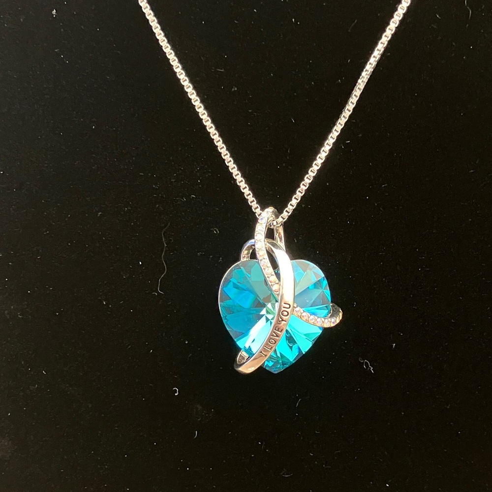 Dazzling Silver tone Blue Heart‎ Pendant Necklace with Inscription